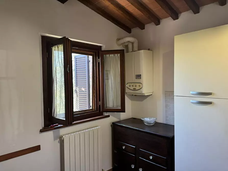 Immagine 5 di Deposito in vendita  a Gaiole In Chianti