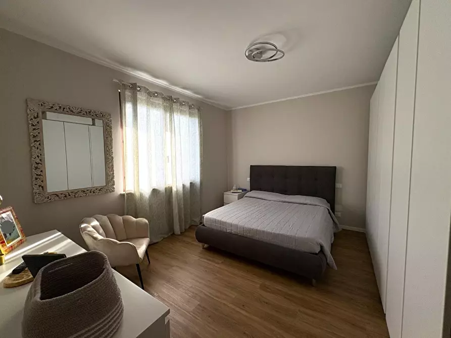 Immagine 7 di Appartamento in vendita  a Vecchiano