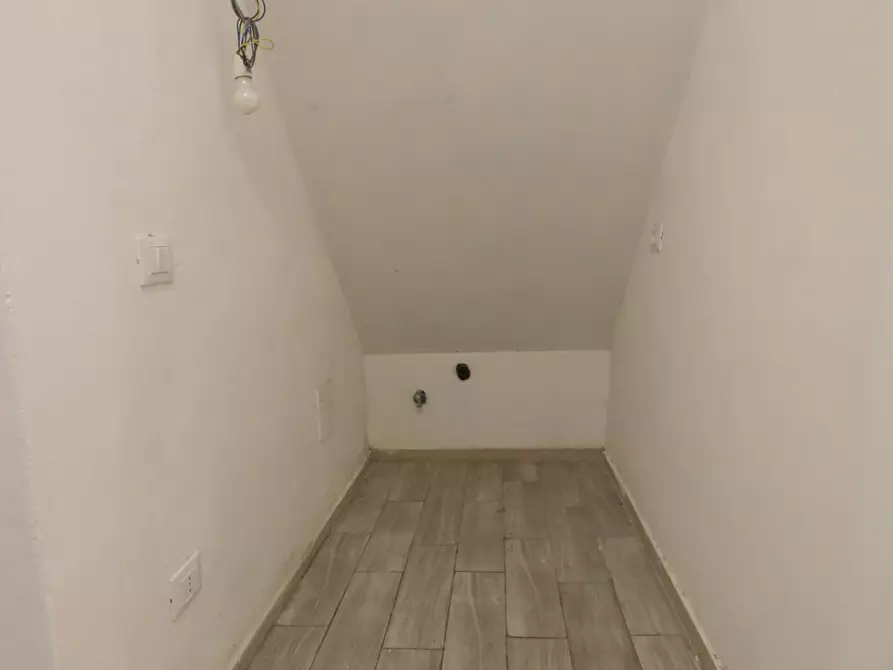 Immagine 16 di Appartamento in vendita  a Cascina