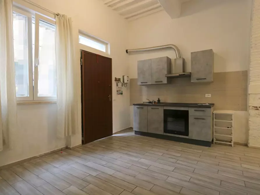 Immagine 2 di Appartamento in vendita  a Cascina