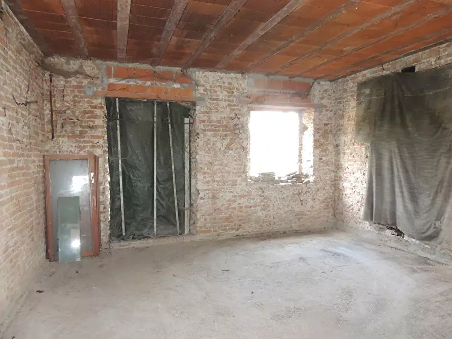 Immagine 11 di Rustico / casale in vendita  a Pieve Albignola