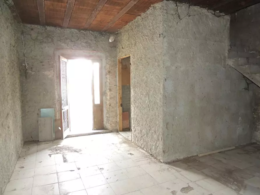 Immagine 12 di Rustico / casale in vendita  a Pieve Albignola