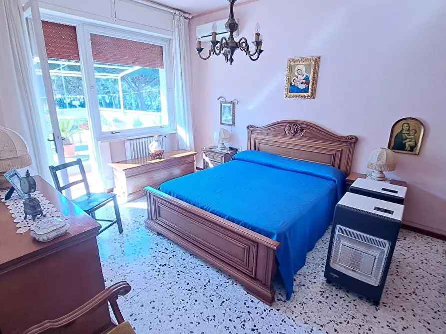 Immagine 11 di Appartamento in vendita  a Rosignano Marittimo