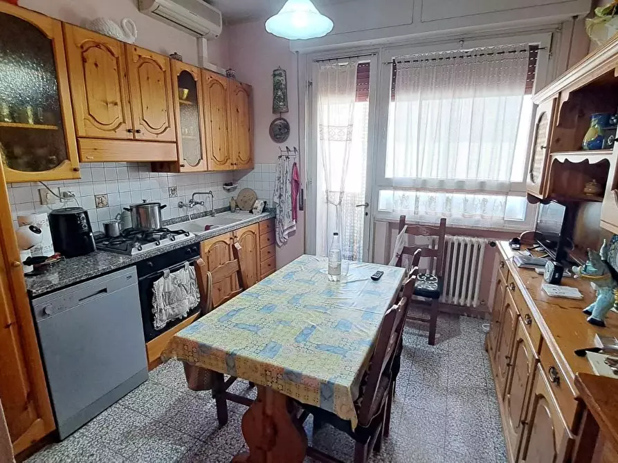 Immagine 9 di Appartamento in vendita  a Rosignano Marittimo