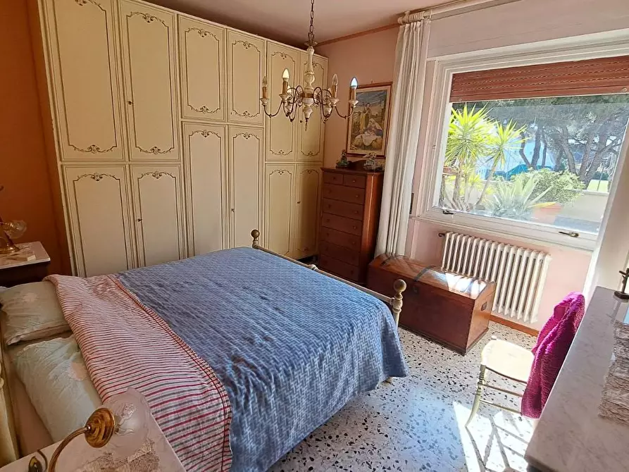 Immagine 12 di Appartamento in vendita  a Rosignano Marittimo