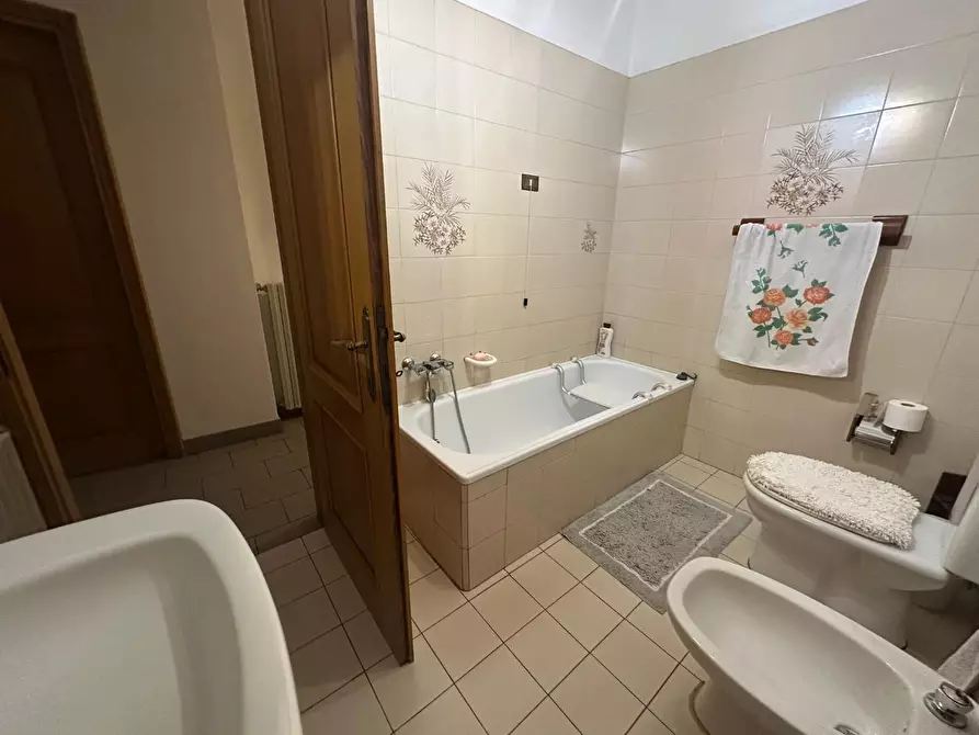 Immagine 20 di Villetta a schiera in vendita  a Montecarlo