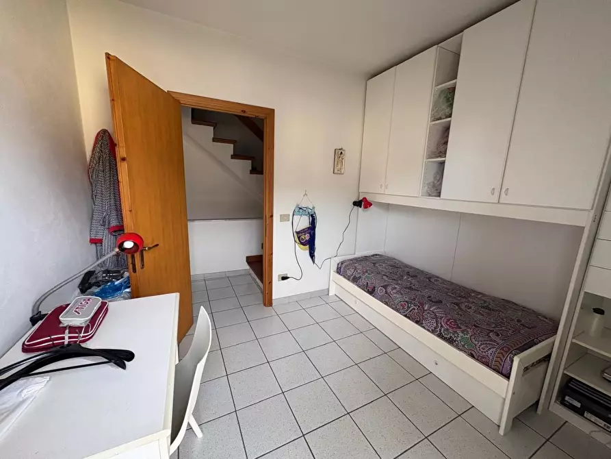 Immagine 19 di Villetta a schiera in vendita  a Massa