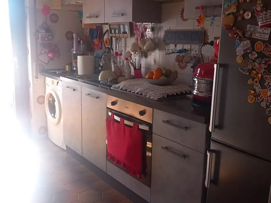 Immagine 12 di Appartamento in vendita  a Castelnuovo Magra