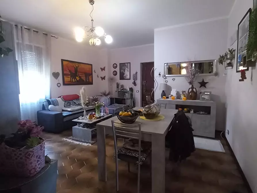 Immagine 3 di Appartamento in vendita  a Castelnuovo Magra