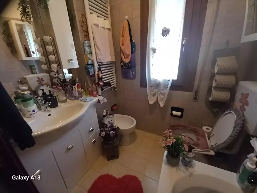 Immagine 22 di Appartamento in vendita  a Castelnuovo Magra