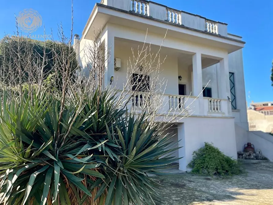 Immagine 42 di Villa in vendita  a Castrignano Del Capo