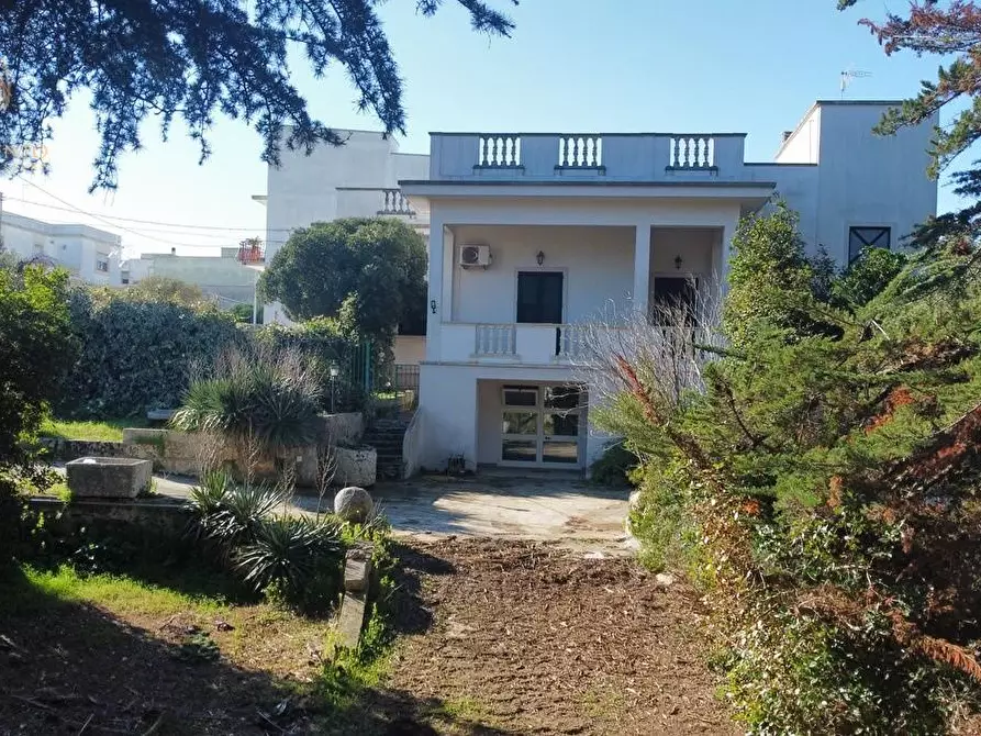 Immagine 46 di Villa in vendita  a Castrignano Del Capo