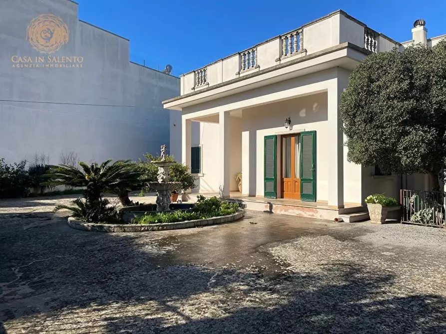 Immagine 26 di Villa in vendita  a Castrignano Del Capo