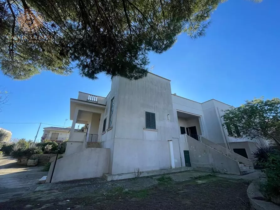 Immagine 35 di Villa in vendita  a Castrignano Del Capo