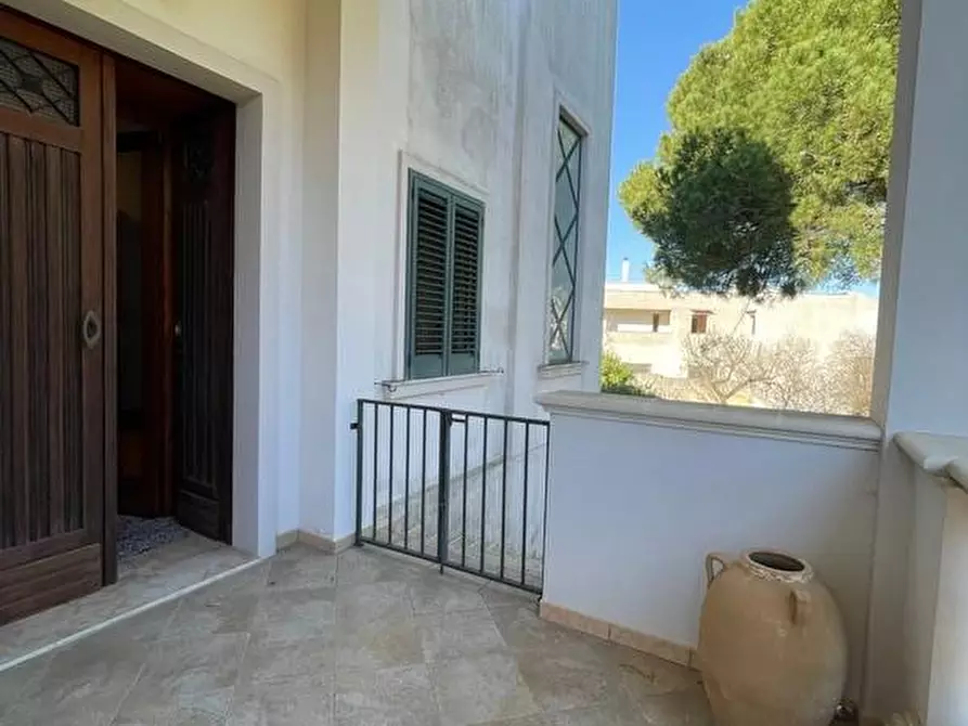 Immagine 25 di Villa in vendita  a Castrignano Del Capo