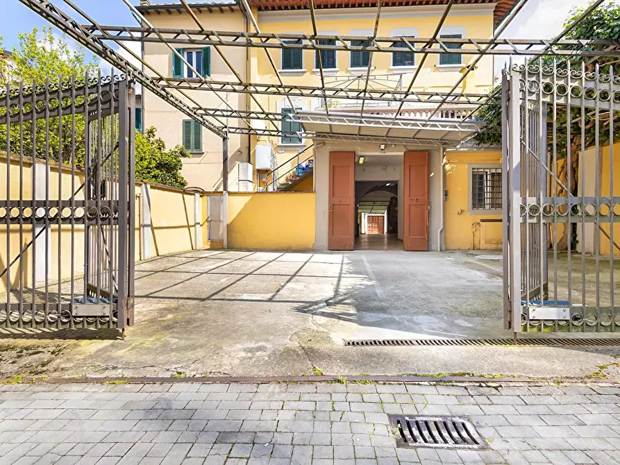 locale di sgombero in vendita a Santa Croce sull'Arno