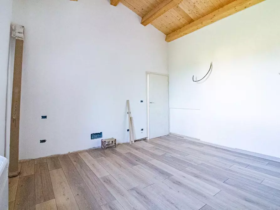 Immagine 20 di Casa indipendente in vendita  a San Giuliano Terme