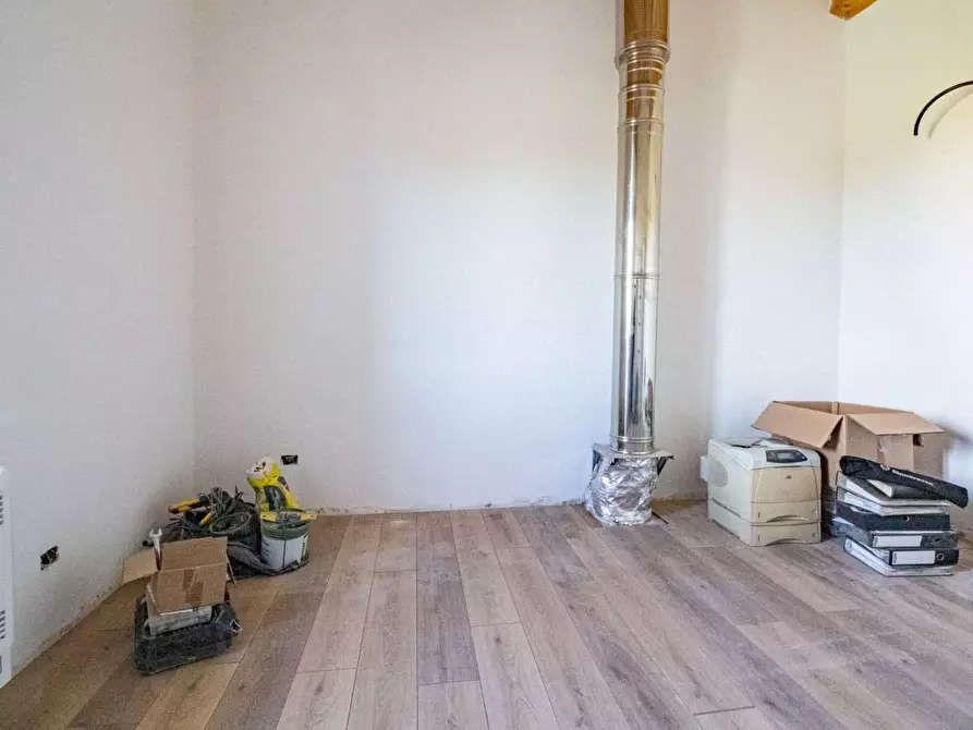 Immagine 23 di Casa indipendente in vendita  a San Giuliano Terme