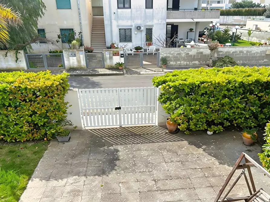 Immagine 21 di Casa indipendente in vendita  a Lecce