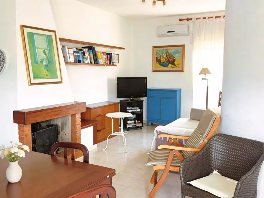 Immagine 3 di Casa indipendente in vendita  a Lecce