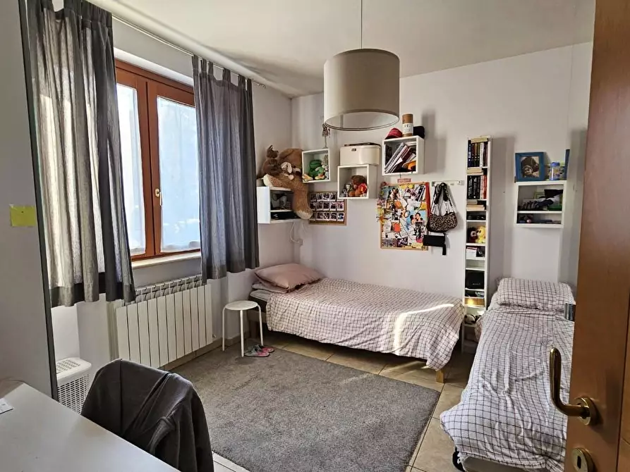 Immagine 9 di Appartamento in affitto  a Siena