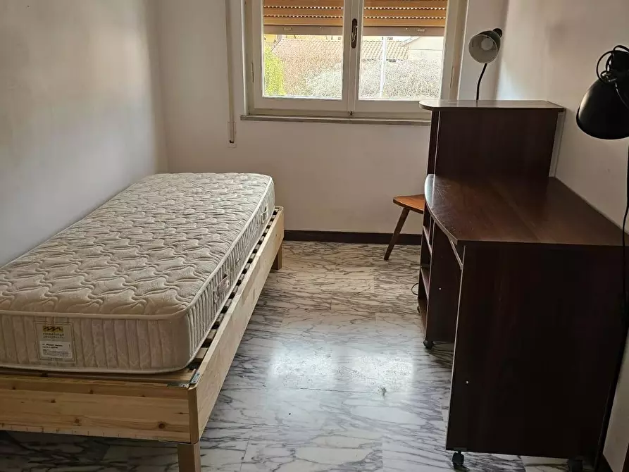 Immagine 6 di Casa indipendente in affitto  a Carrara