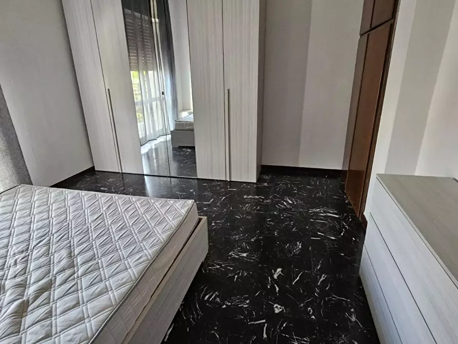 Immagine 18 di Casa indipendente in affitto  a Carrara