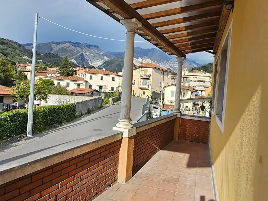 Immagine 22 di Casa indipendente in affitto  a Carrara