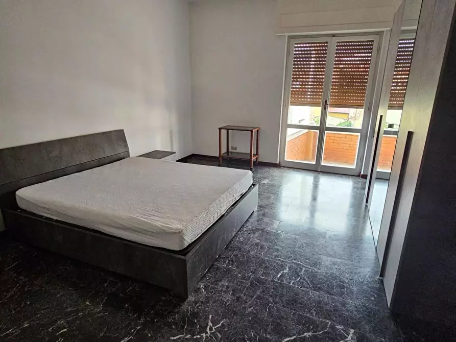 Immagine 10 di Casa indipendente in affitto  a Carrara