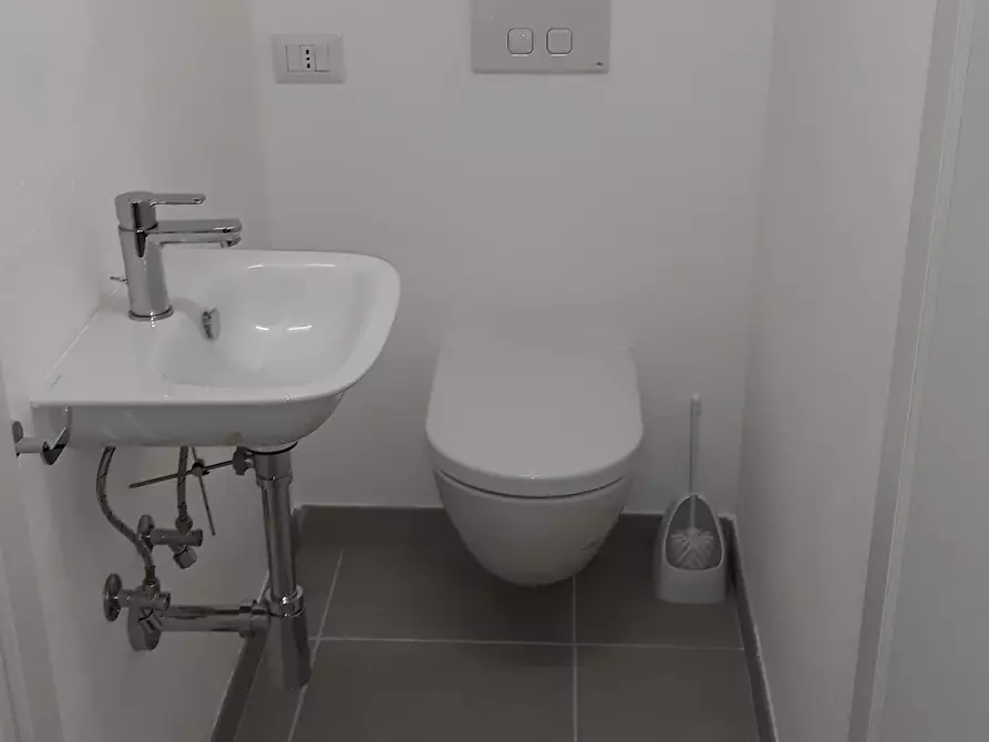 Immagine 9 di Terratetto in vendita  a Ameglia