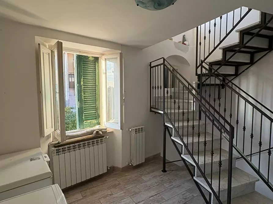 Immagine 20 di Casa indipendente in vendita  a Massa