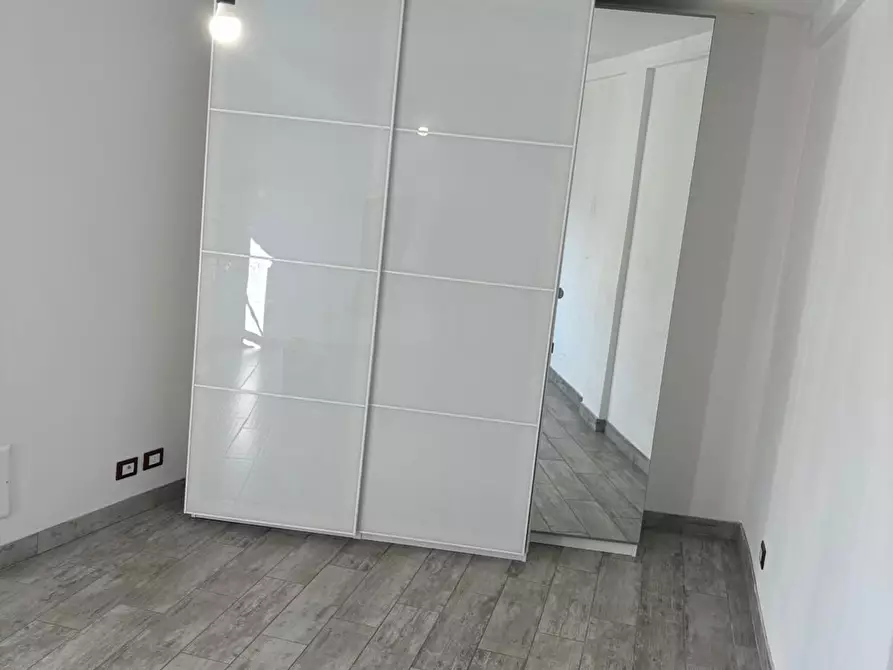 Immagine 13 di Casa indipendente in vendita  a Massa