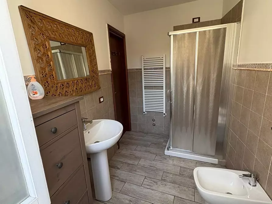 Immagine 22 di Casa indipendente in vendita  a Massa