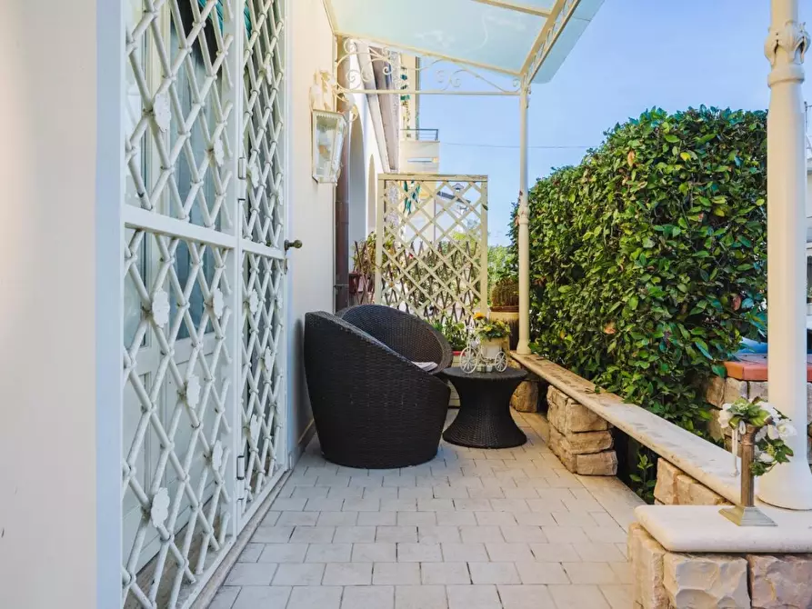 Immagine 25 di Appartamento in affitto  a Camaiore