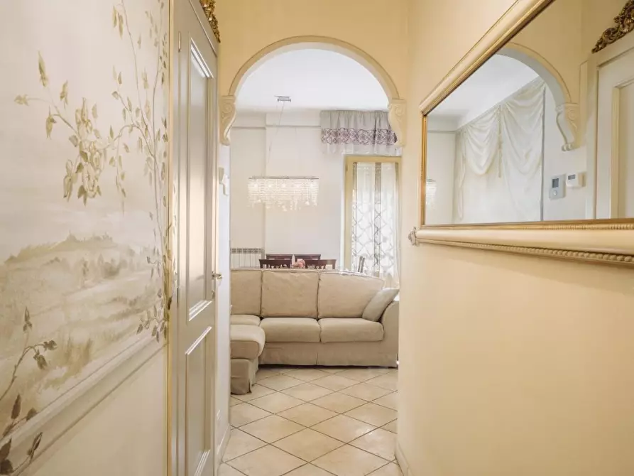 Immagine 3 di Appartamento in affitto  a Camaiore