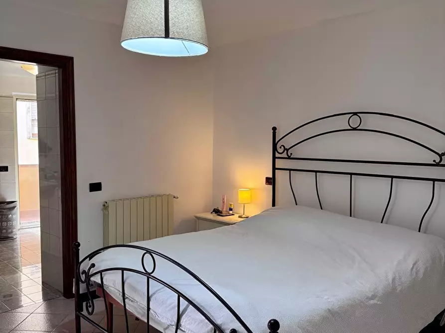 Immagine 26 di Appartamento in vendita  a Massa