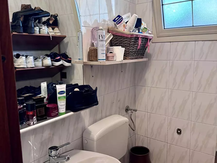 Immagine 18 di Appartamento in vendita  a Massa