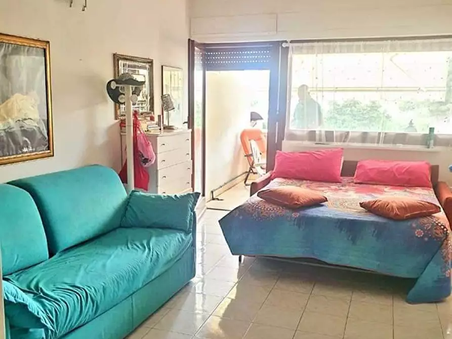 Immagine 3 di Appartamento in vendita  a Livorno