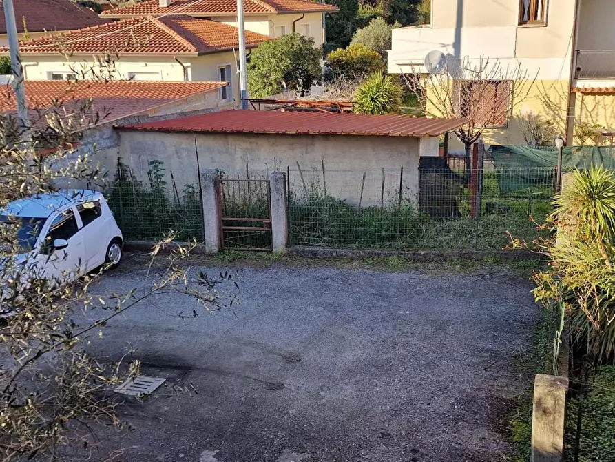 Immagine 18 di Appartamento in vendita  a Carrara