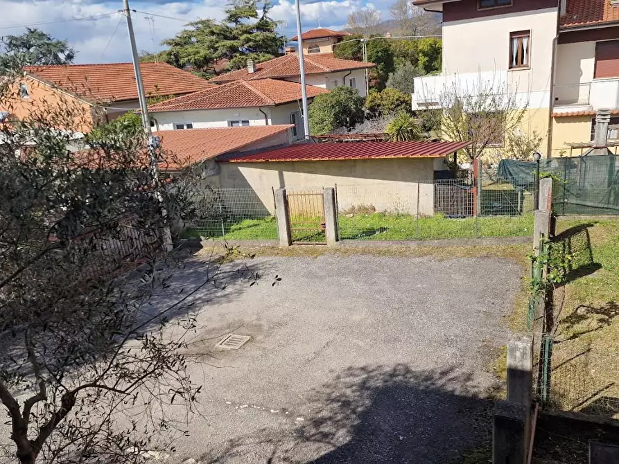 Immagine 19 di Appartamento in vendita  a Carrara