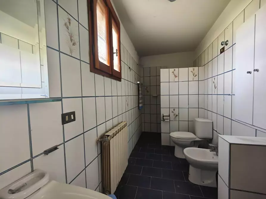 Immagine 13 di Casa bifamiliare in vendita  a Fucecchio