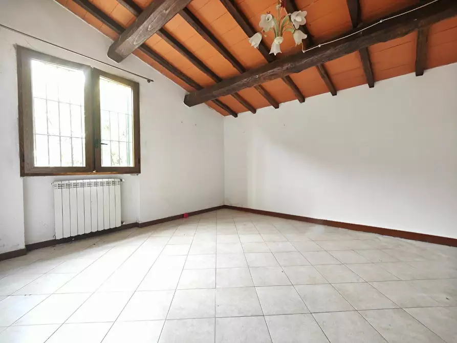 Immagine 2 di Casa bifamiliare in vendita  a Fucecchio