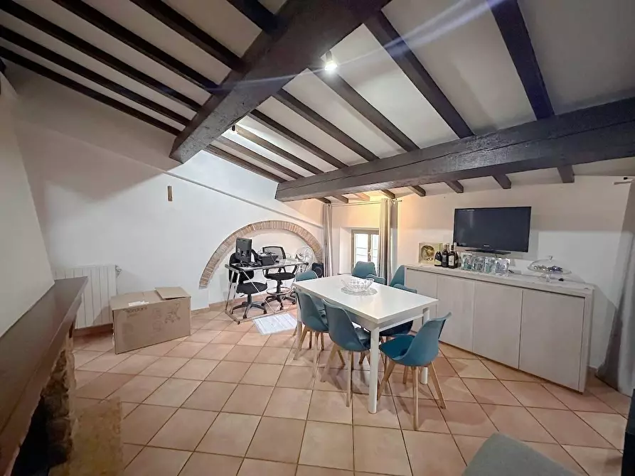 Immagine 7 di Appartamento in vendita  a Cascina