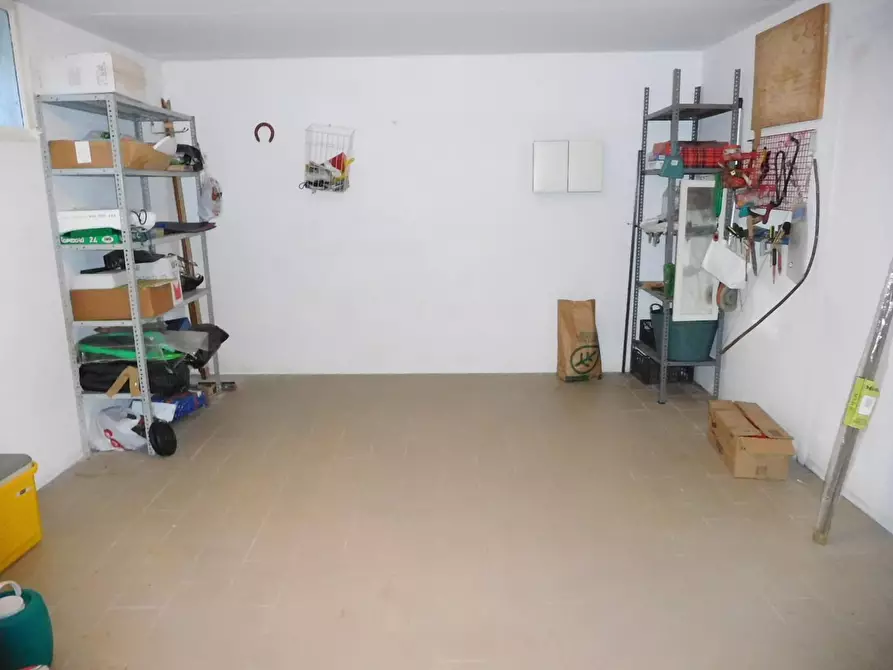 Immagine 11 di Villetta a schiera in vendita  a Calci