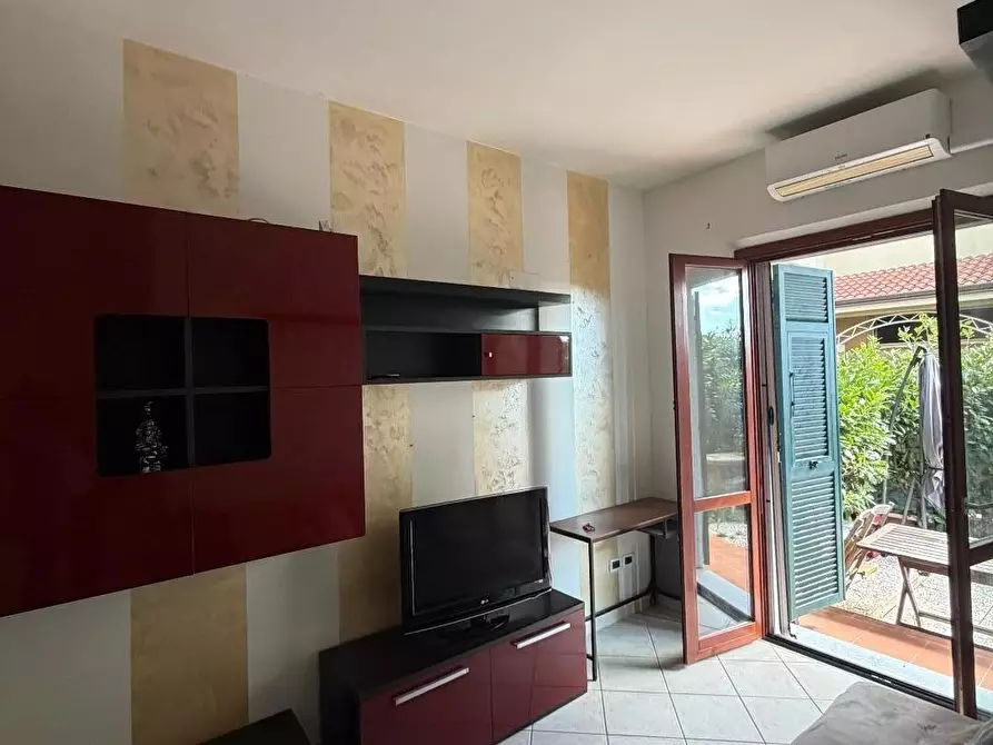 Immagine 6 di Appartamento in vendita  a Fosdinovo