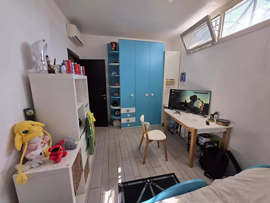 Immagine 27 di Casa semindipendente in vendita  a Viareggio