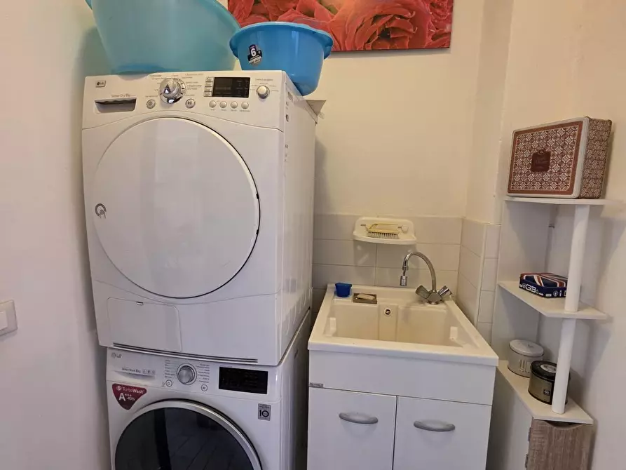 Immagine 15 di Casa semindipendente in vendita  a Viareggio