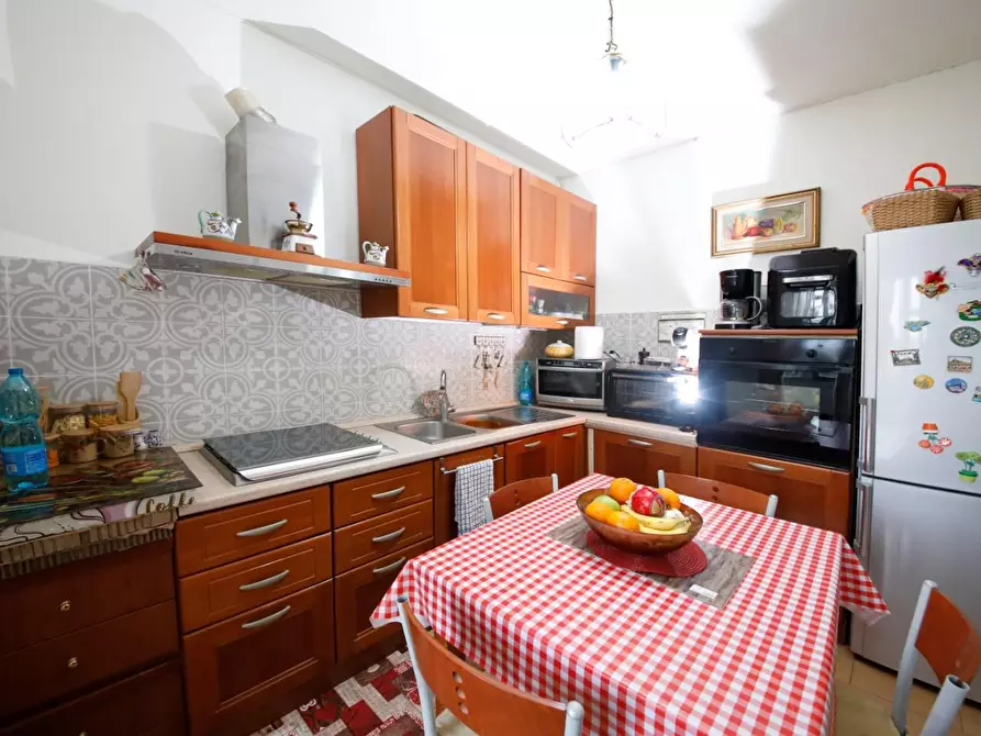 Immagine 7 di Appartamento in vendita  a Fauglia