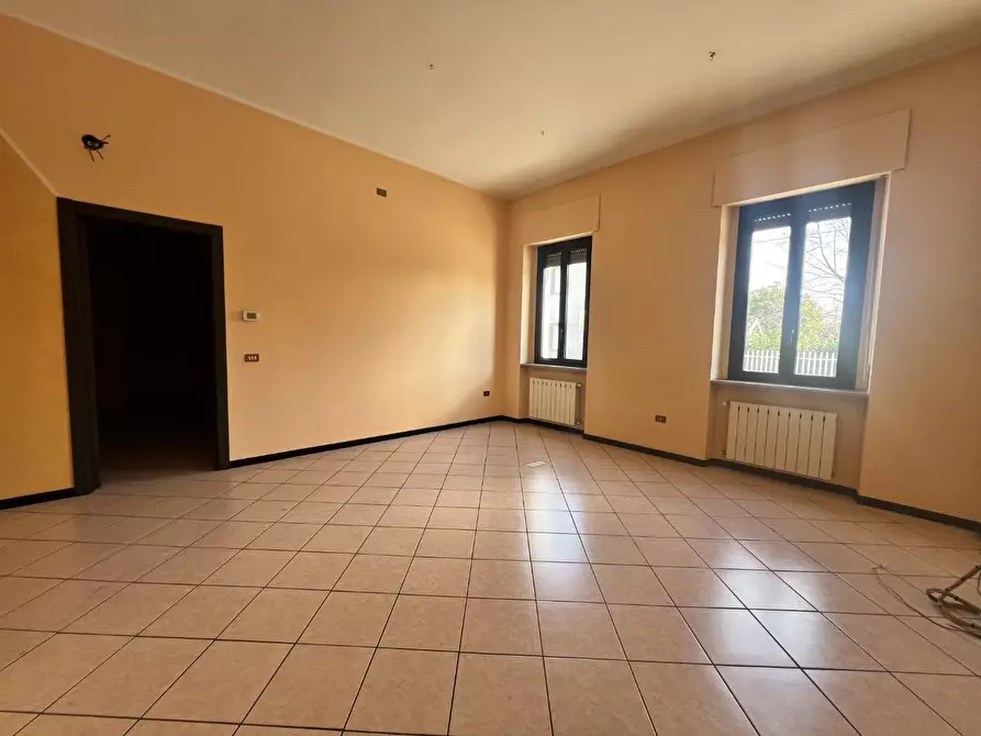 Immagine 26 di Appartamento in vendita  a Samarate