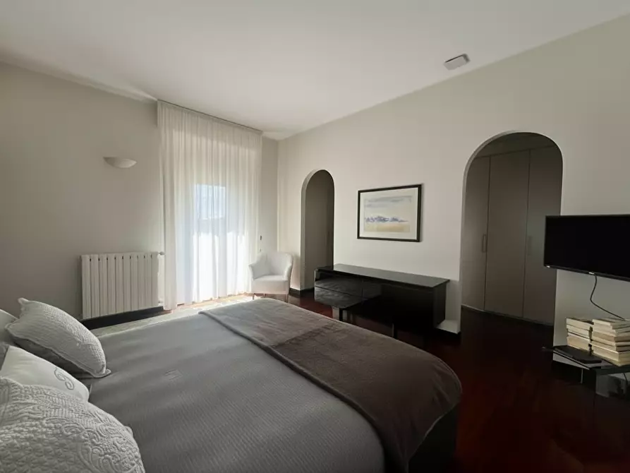 Immagine 16 di Appartamento in vendita  a Samarate